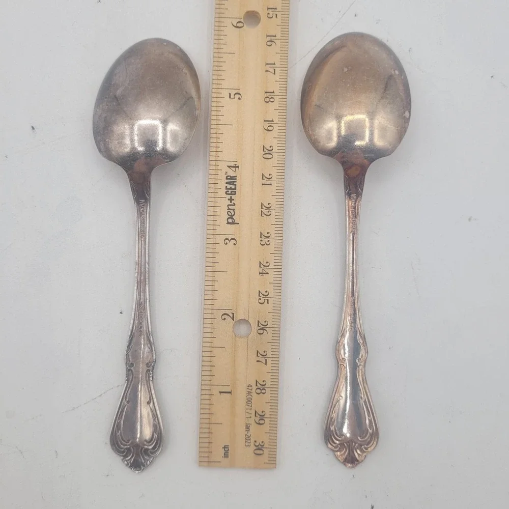 2x Wm. A. Rogers Silver Overlaid‎ Oneida Ltd. Chalice Harmony Oval Soup Spoon